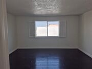 Photo - 300 Melrose Dr