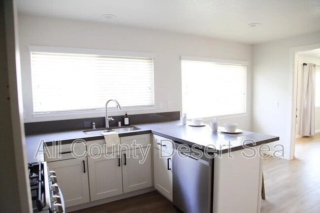 Photo - 414 13th St Unit A
