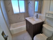 Unit 6 Bathroom - 6565 Segovia Rd