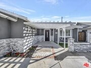 Photo - 28040 Ermine Pl