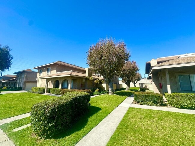Building Photo - 7531 Baylor Dr Unit D