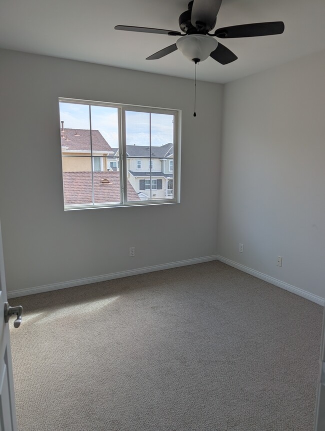 Photo - 1423 Abelia Unit Beautiful 3-Bedroom Condo for Rent in Irvine