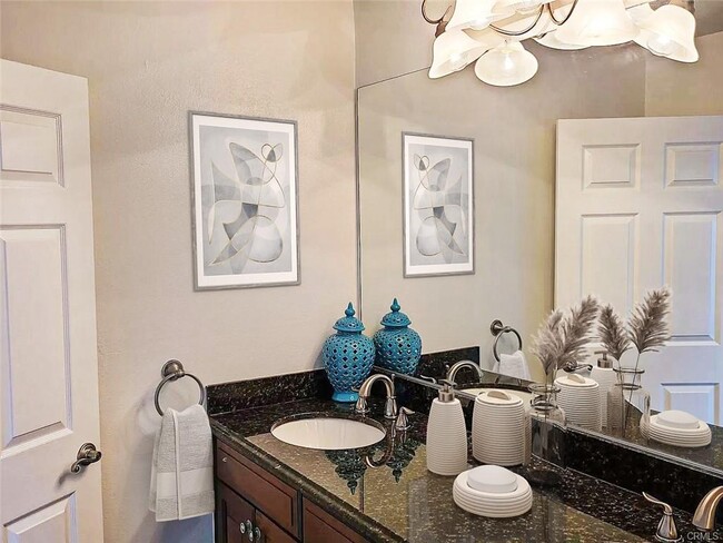 Photo - 5332 Lennox Ave