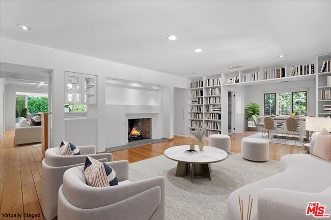 Photo - 4031 Hollyline Ave