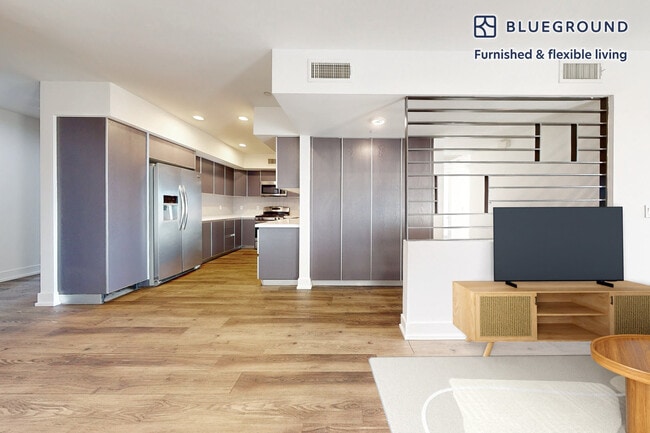 Photo - 807 N Hudson Ave Unit SI ID6544A