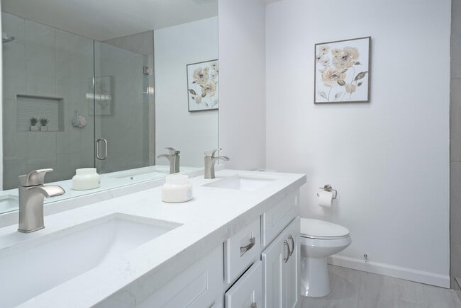 Photo - 28868 Isleta Ct Unit 702