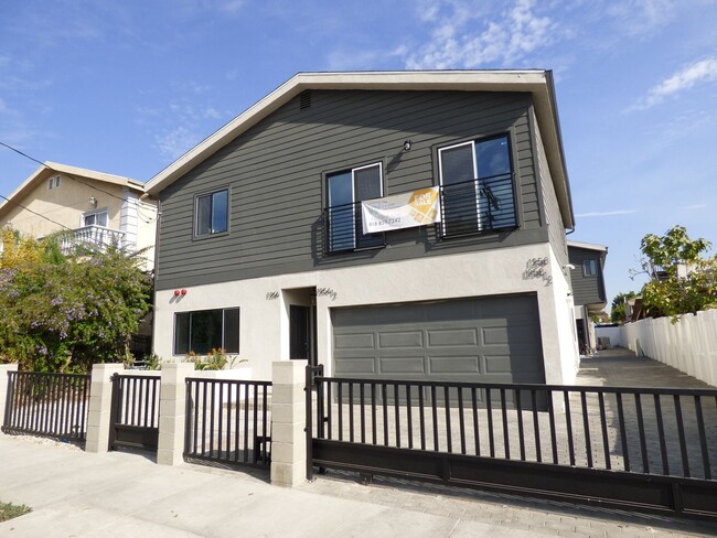 Building Photo - 1256 N Hobart Blvd Unit 1256 N Hobart Blvd