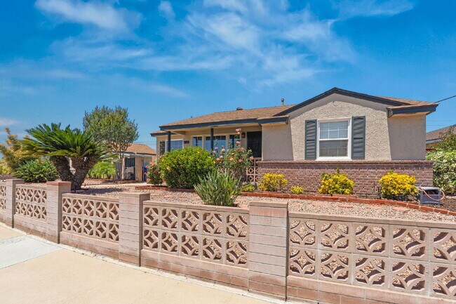 Photo - A San Diego Vacation Home with a Pool? Yes please!