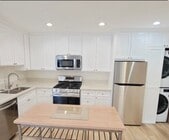 Photo - 1250 Manhattan Beach Blvd