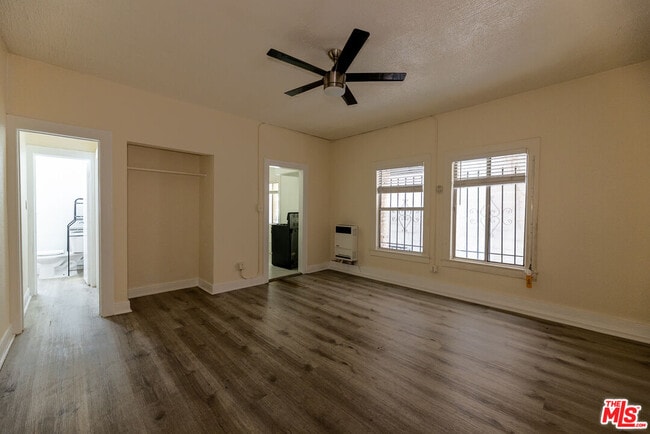 Building Photo - 661 Shatto Pl Unit 109
