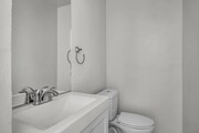 Photo - 1533 Berkeley St Unit 3 berkley house