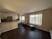 Photo - 721 W 30th St Unit 12