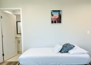 Photo - 1301 N Kingsley Dr Unit 1