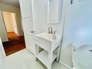 Photo - Beautiful Lake Balboa Single Family Home: 3 Bedroom/1 Bathroom/ 2-car garage