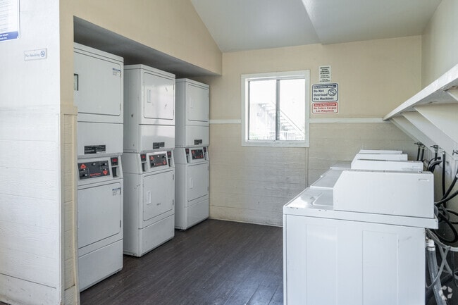 Laundry Facilities - VILLAGE DRIVE APARTMENT HOMES