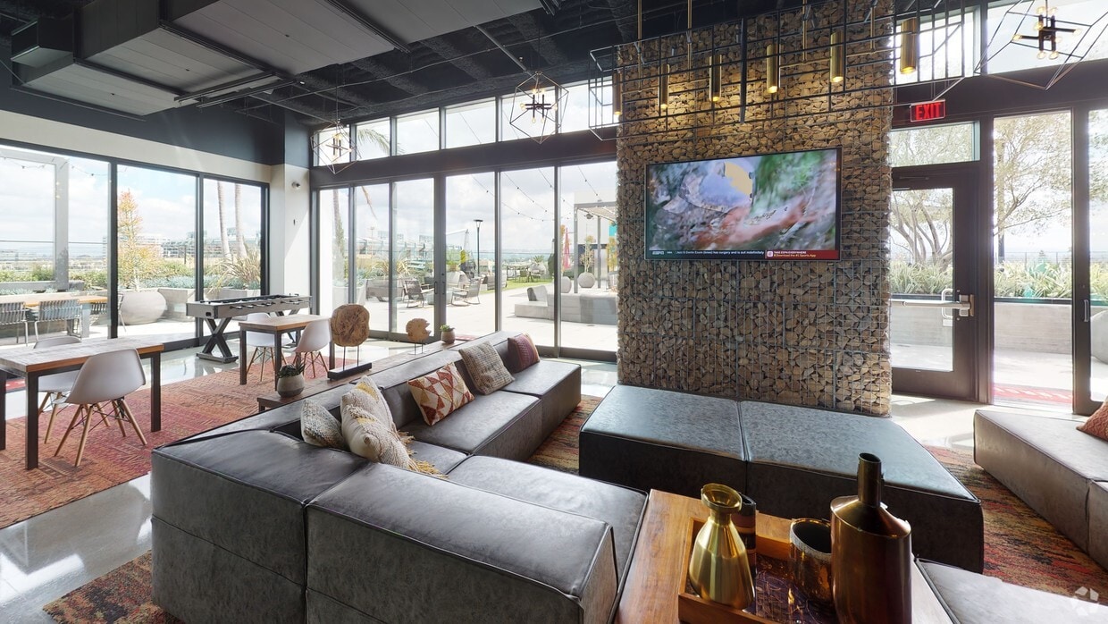 3D Tour - The George