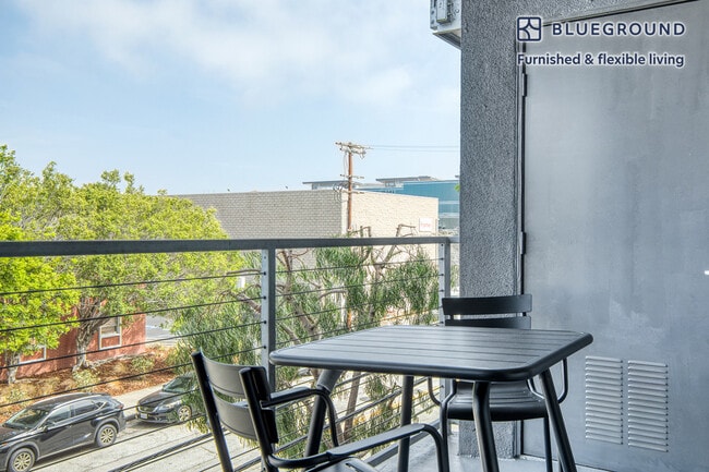 Photo - 5535 Westlawn Ave Unit FL3-ID927