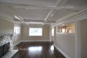Photo - 1613 W 49th St