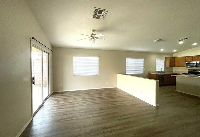 Photo - 25220 Zircon Rd