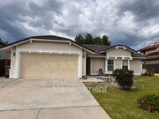 Photo - 885 Pinewood Dr