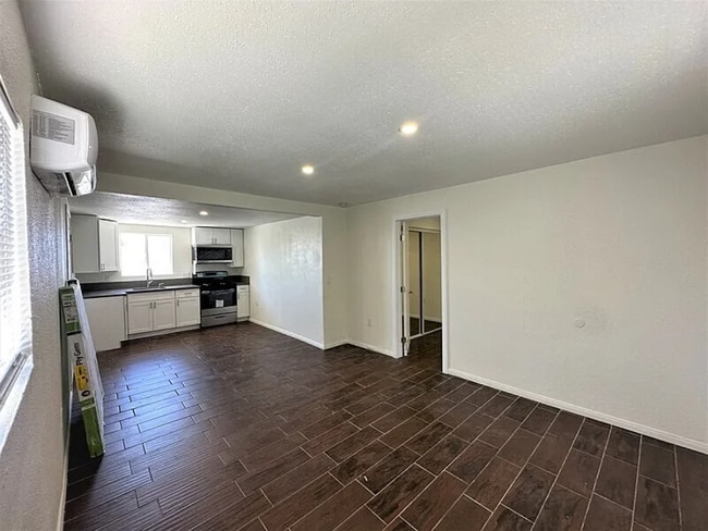 Photo - 66261 3rd St Unit 1