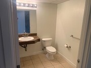 Photo - 1080 Park Blvd