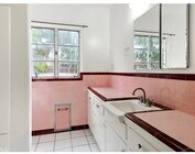 Photo - 331 W 25th St House
