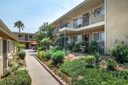 Lush Landscaping - Pomerado Gardens Apartments