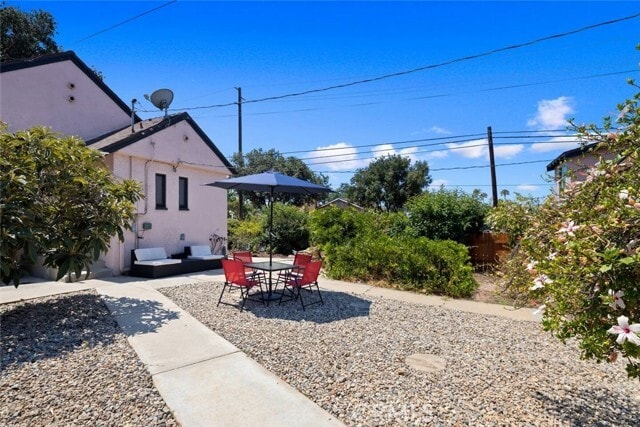 Building Photo - 15803 Victoria Ave Rental