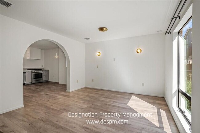 Building Photo - 3181 Verdugo Pl Unit 3183 Verdugo Pl 3183 Rental