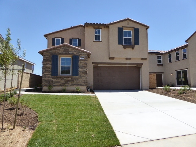 4-Bedroom Home with Solar, Loft, and Gated... - 4-Bedroom Home with Solar, Loft, and Gated...