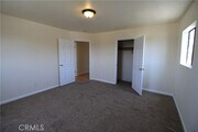 Photo - 1051 W 46th St