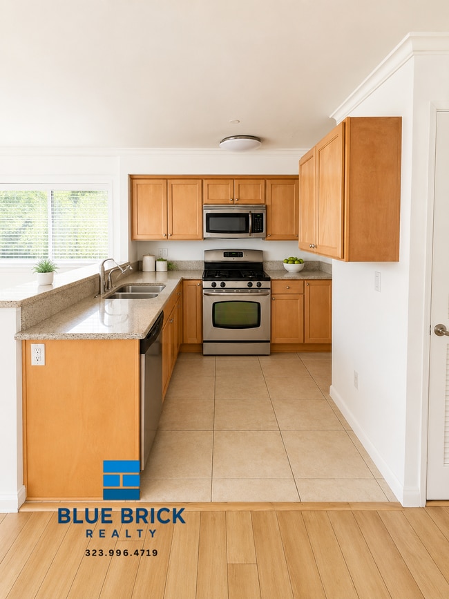 Photo - 13623 Sherman Way Unit 206