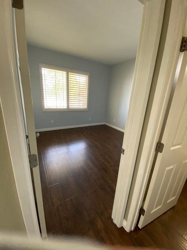 Photo - 28595 Autumn Ln