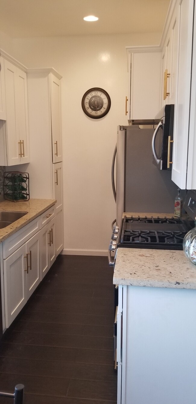 Photo - 1517 18th St Unit F