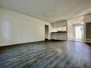 Photo - Tustin Village Way Courtyard