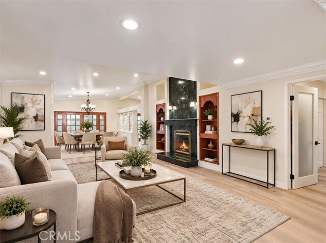 Photo - 8501 Enfield Ave