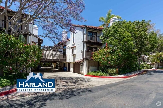 Building Photo - 8666 Villa La Jolla Dr Rental
