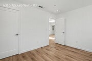 Photo - 4310 Toland Way Unit #3