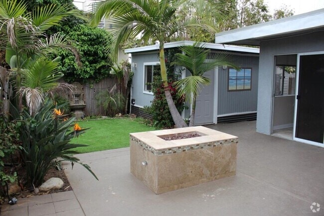 Building Photo - Carlsbad Blvd (Single Story Duplex) Unit 5197 Rental