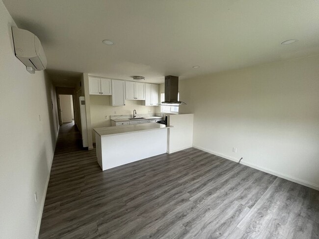 Photo - 2428 Michigan Ave Apartment Unit 2