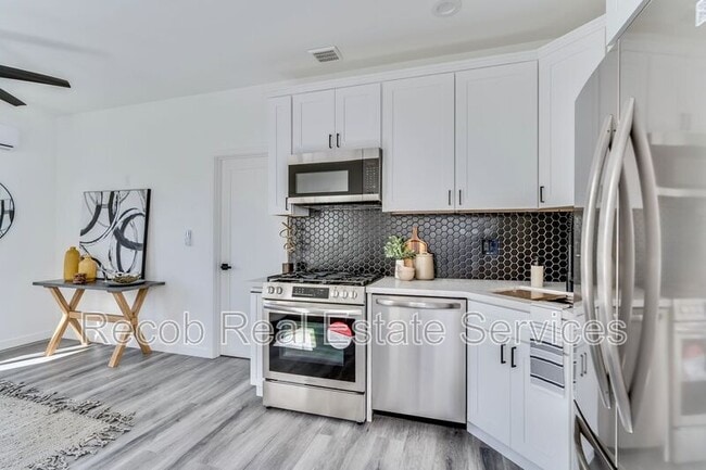 Photo - 4506 Moraga Ave