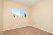 Photo - 840 Grand Ave