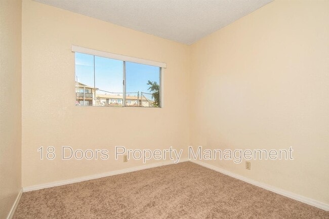Photo - 840 Grand Ave