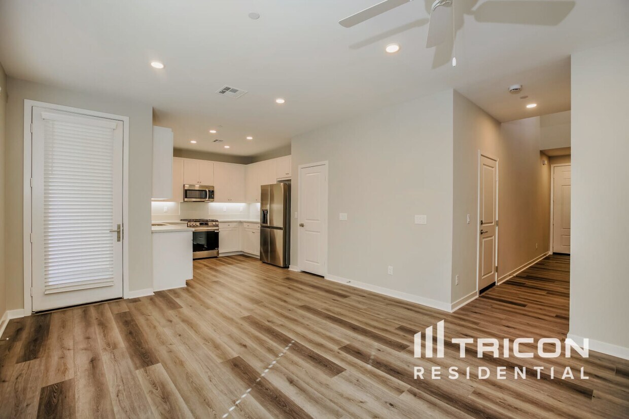 3D Tour - 31721 Luther Dr