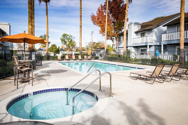 Photo - Camden Park Apartments