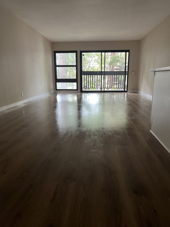 Photo - 8650 Gulana Ave Unit L3168
