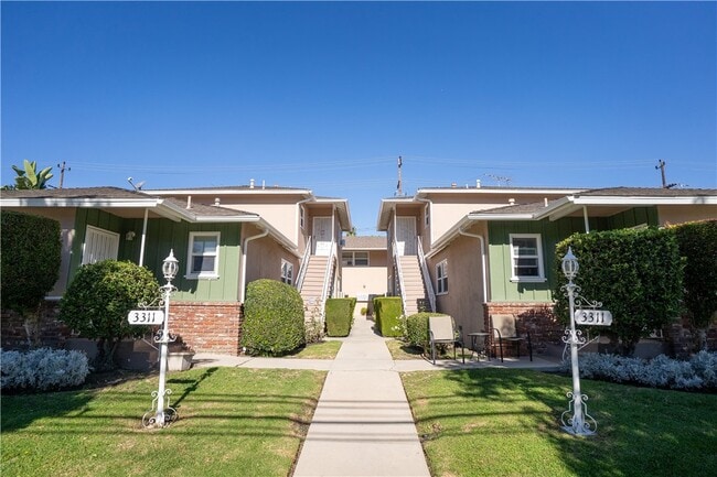 Building Photo - 3311 Alameda Unit E