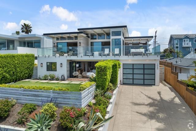 Building Photo - 5080 Carlsbad Blvd Rental