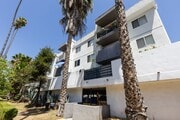Photo - Spacious 2 Bedroom/2 Bath Apartment in Kor...